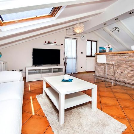 Apartment Camelia Rovinj Zewnętrze zdjęcie