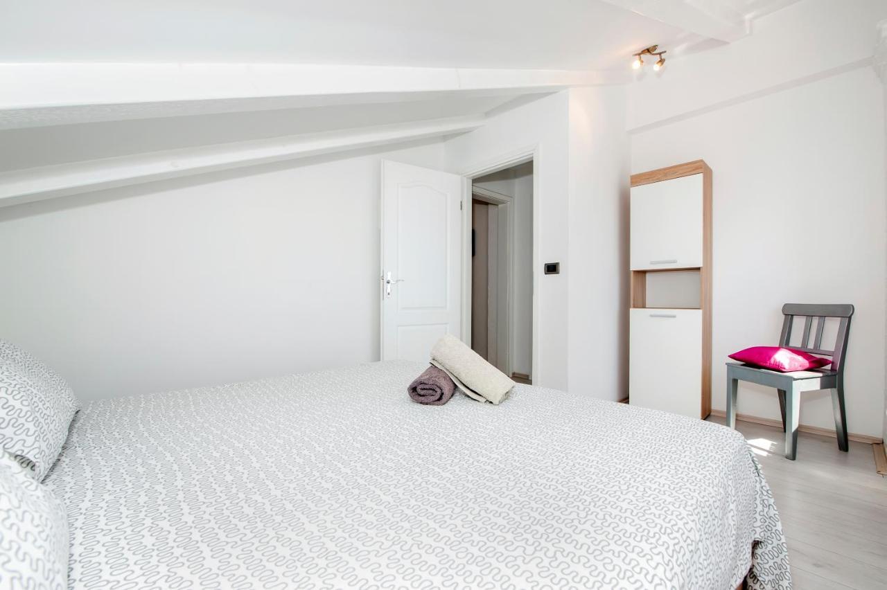 Apartment Camelia Rovinj Zewnętrze zdjęcie